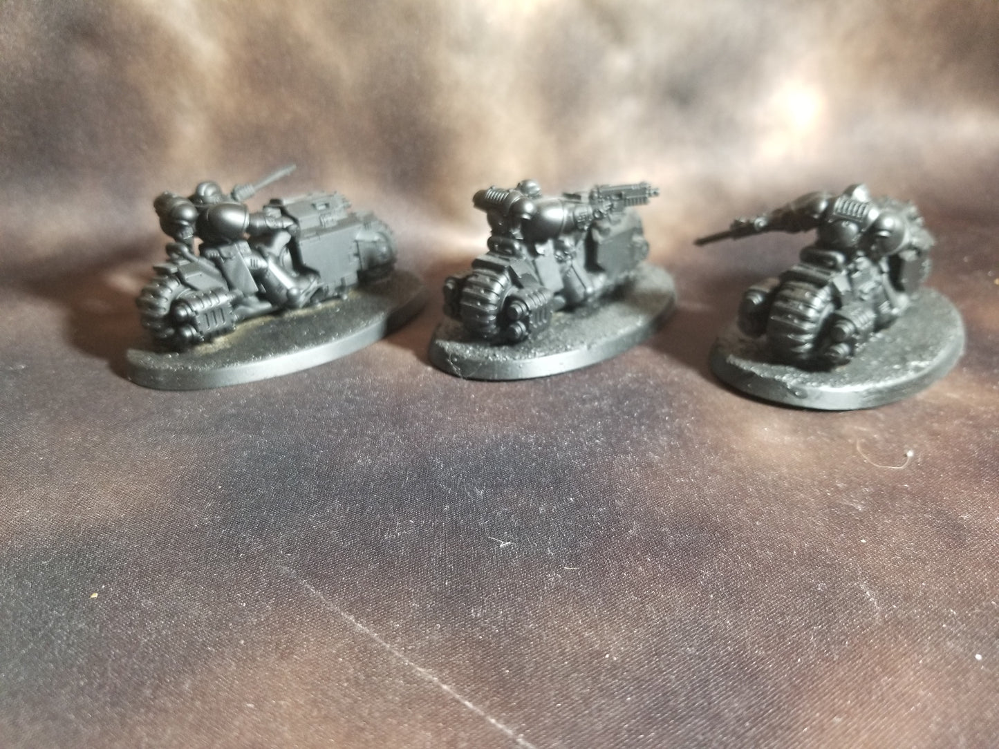 Warhammer 40k Space Marines Primaris Outrider Bikes