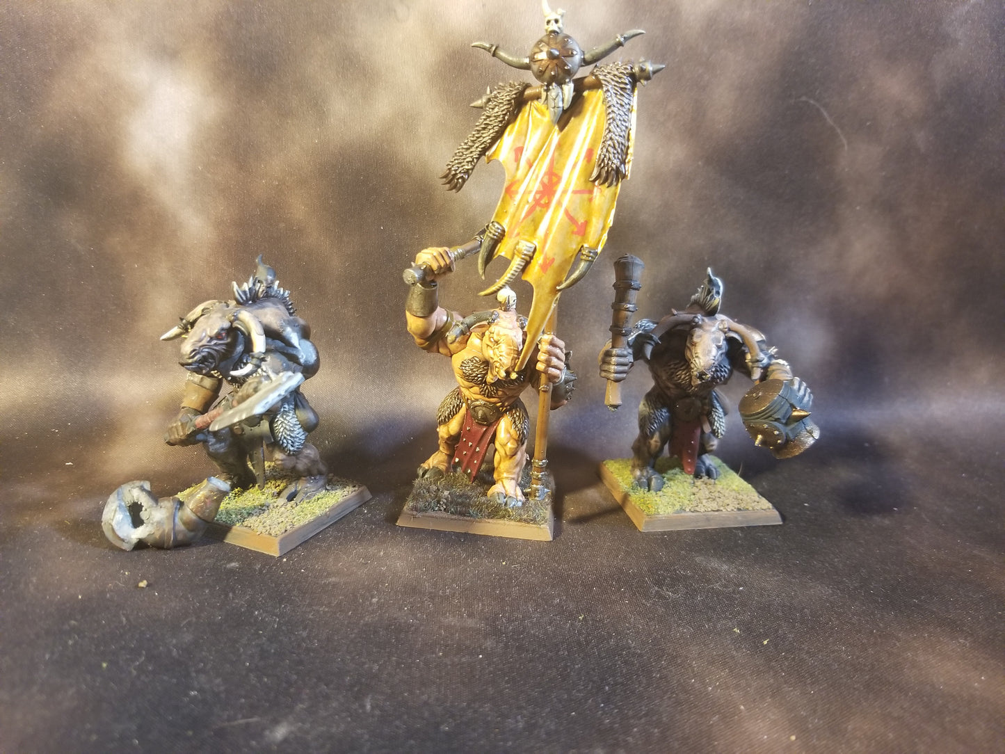 Warhammer Age of Sigmar AOS Destructio Bullgors Painted