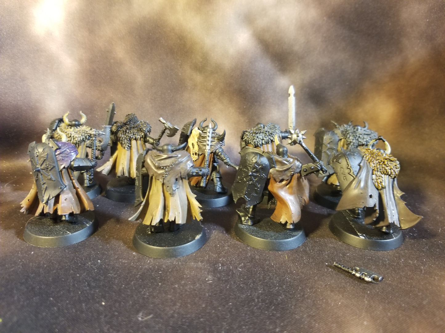 Warhammer Age of Sigmar Chaos Slaves to Darkness Warriors