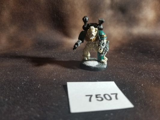 Warhammer 40k Space Marines Apothecary