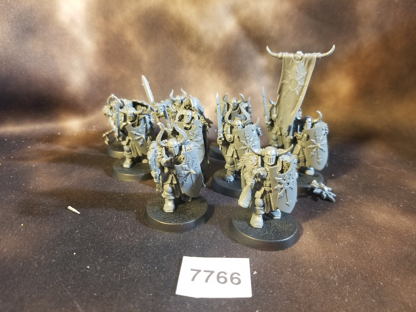 Warhammer Age of Sigmar Chaos Slaves to Darkness Warriors